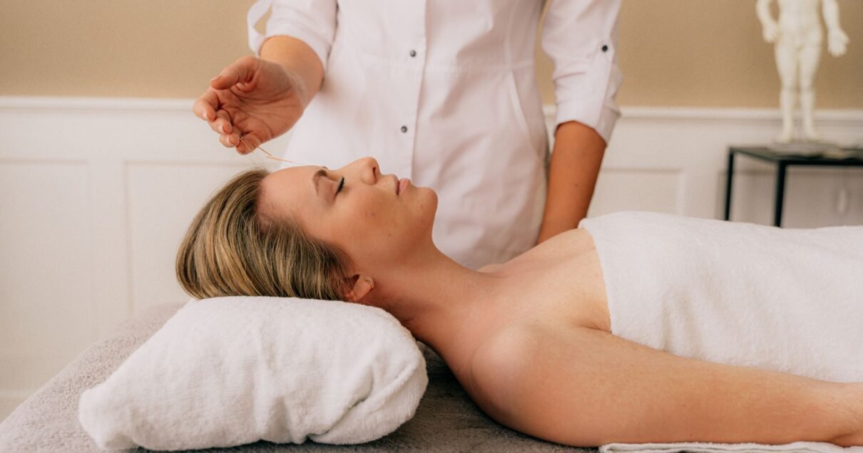 Tratamento de acupuntura para perda de peso sustentável e gestão do apetite na Five Clinic Lisboa