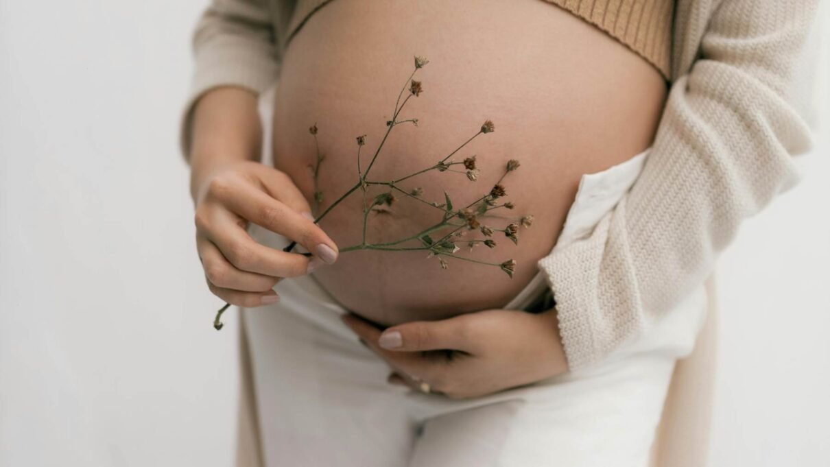 Sessão de acupuntura para fertilidade na Five Clinic Lisboa — medicina integrativa e reprodutiva